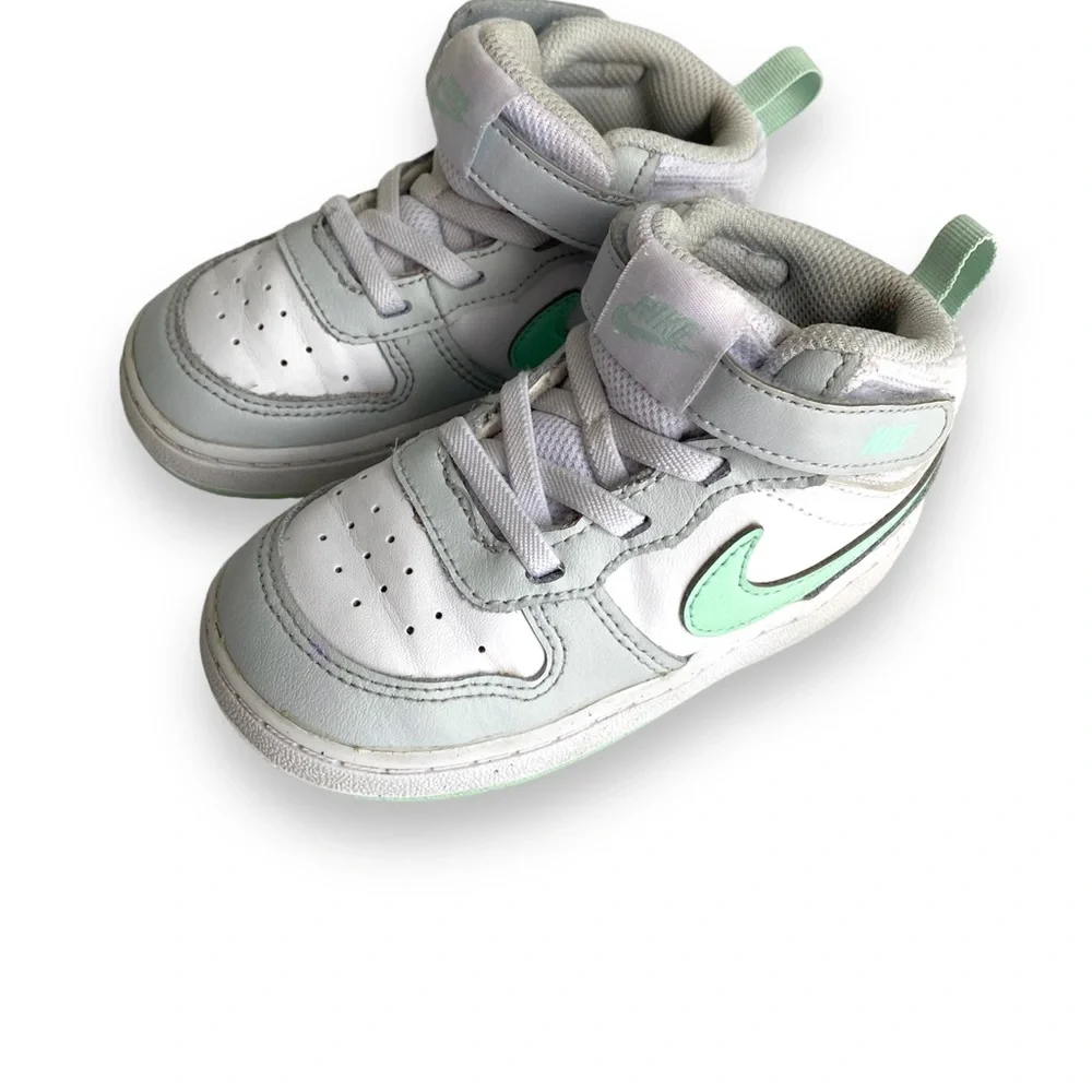 NIKE Toodler Unisex Nike Court Borough Mid 2 Mint Sneakers Size 8C/14 cm